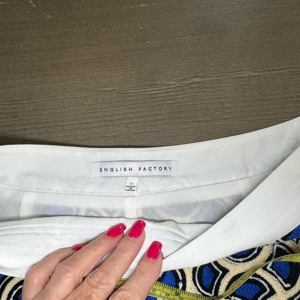 Endless Rose Blue and White Patterned Shorts New with tag - Picture 3 of 4